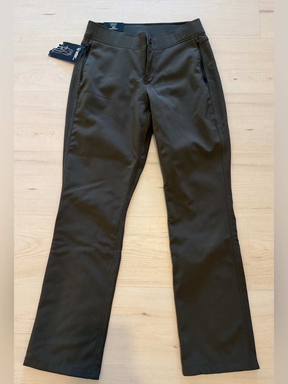 Kuhl Women's Dark Olive Outdoor Stretch Pants 6 Short